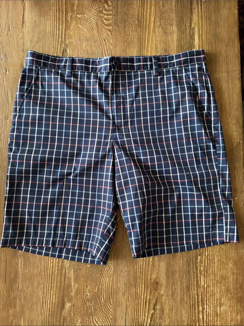 Izod Navy and White Plaid Flat-Front Shorts